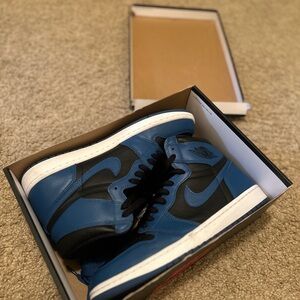 Air Jordan 1 ‘Royal’ SZ 12